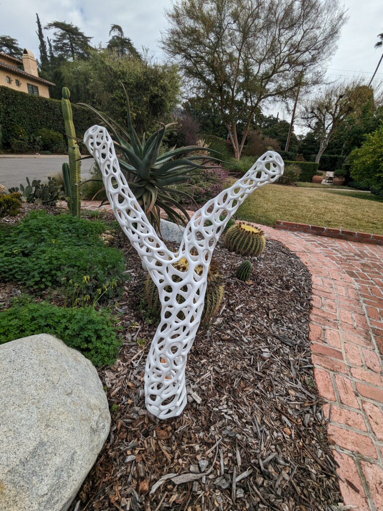 Biomorphic Sculpture "Phonifungus" outdoors in the garden