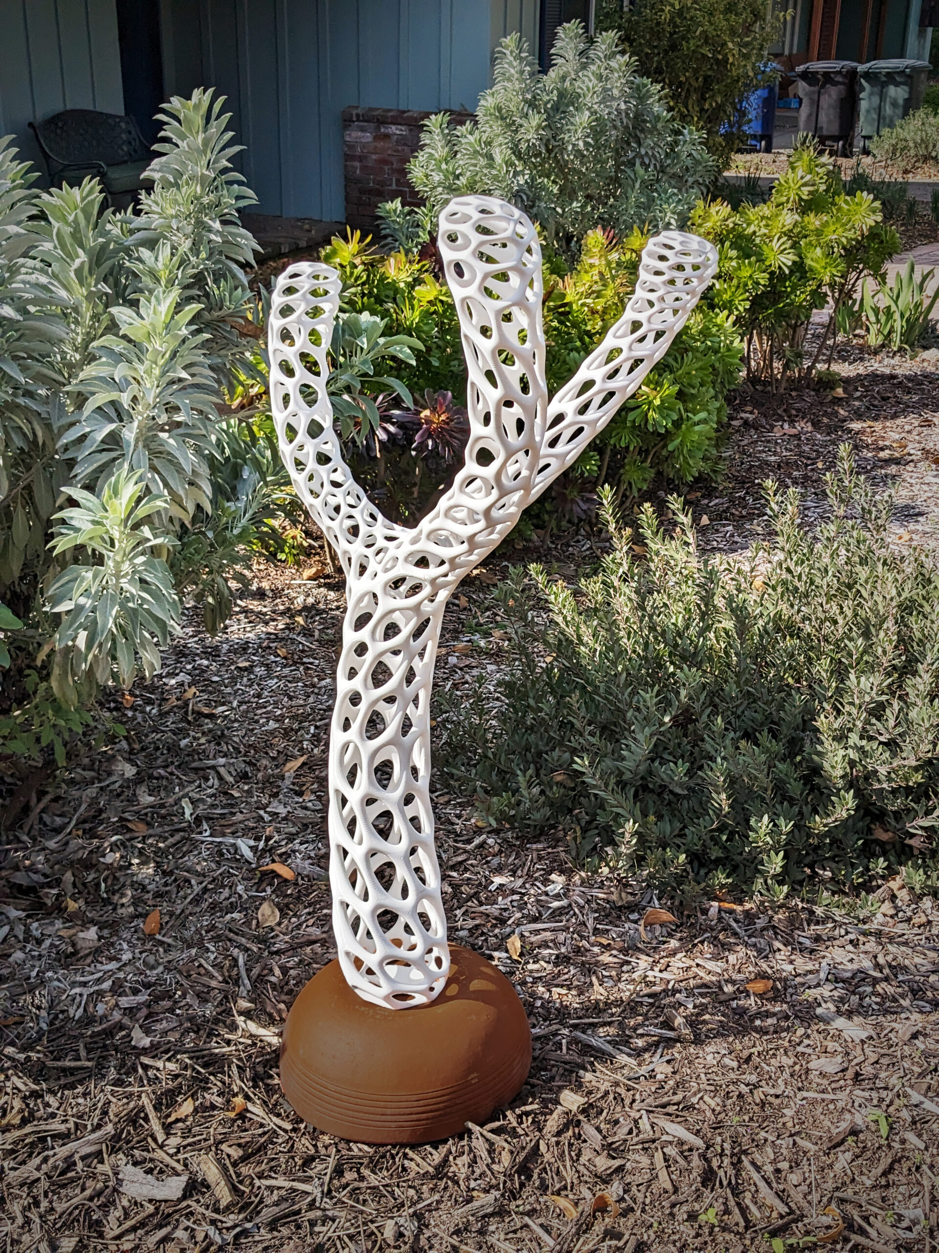 Biomorphic Sculpture "Phonifungus" outdoors in the garden